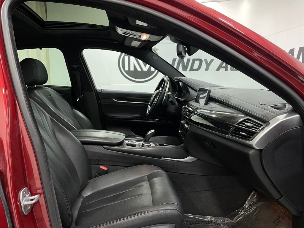 2019 BMW X6 Image 33