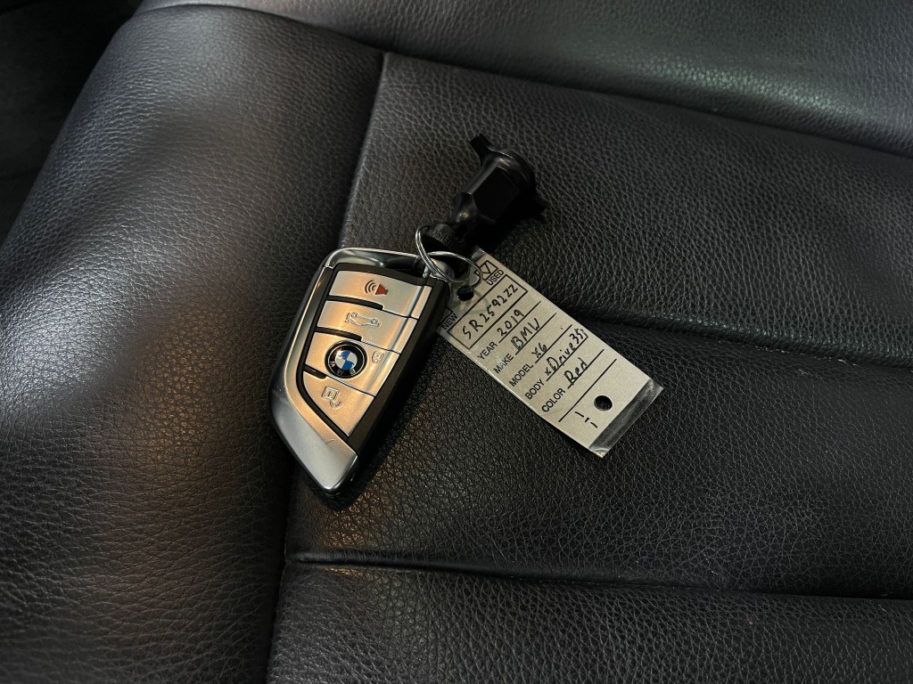 2019 BMW X6 Image 38