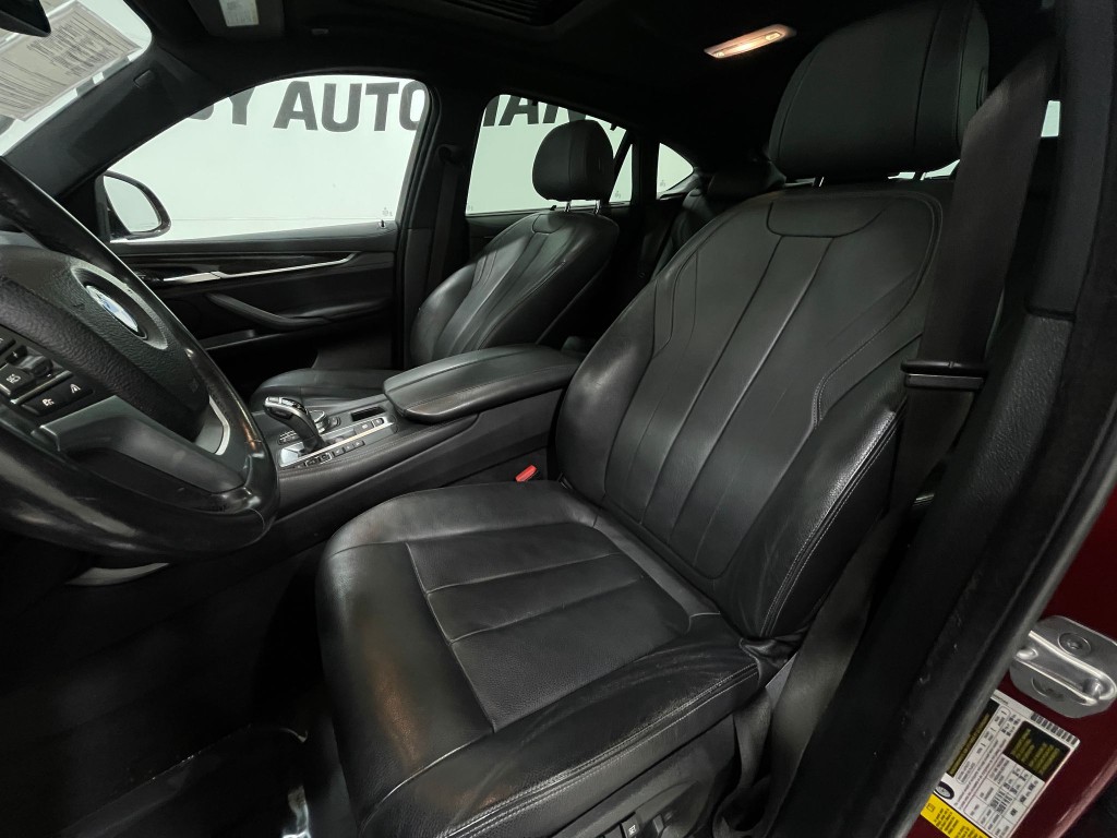 2019 BMW X6 Image 14