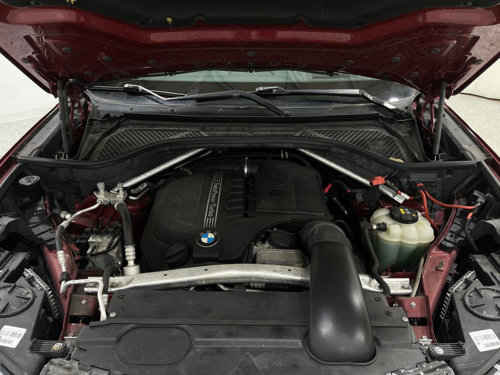 2019 BMW X6 Image 27