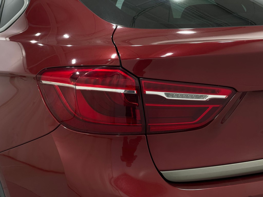 2019 BMW X6 Image 34