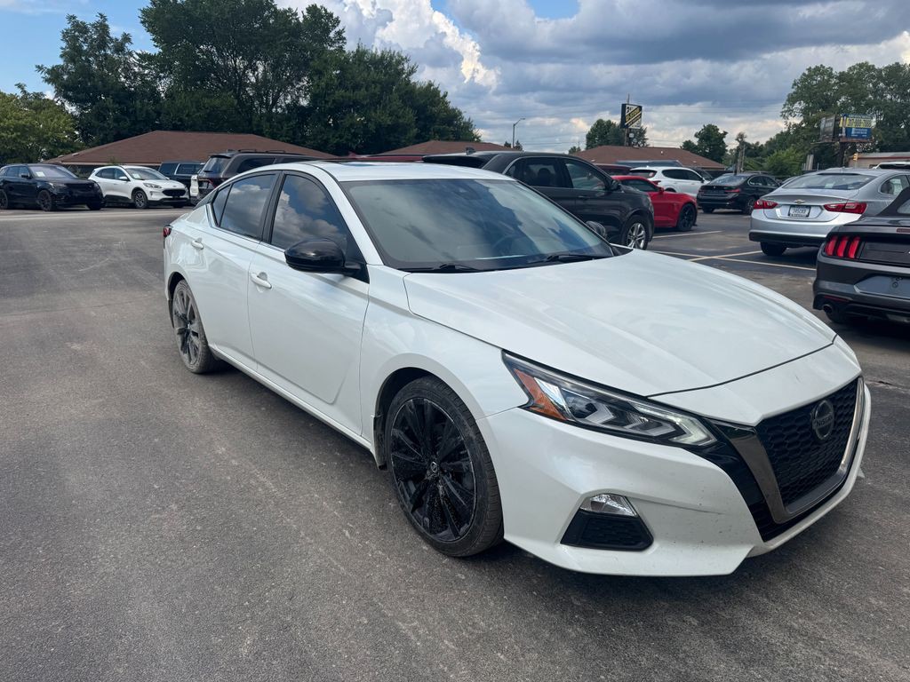 2020 Nissan Altima Image 1