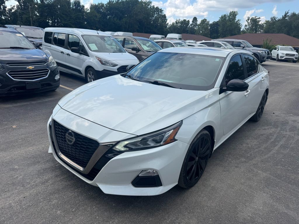 2020 Nissan Altima Image 3