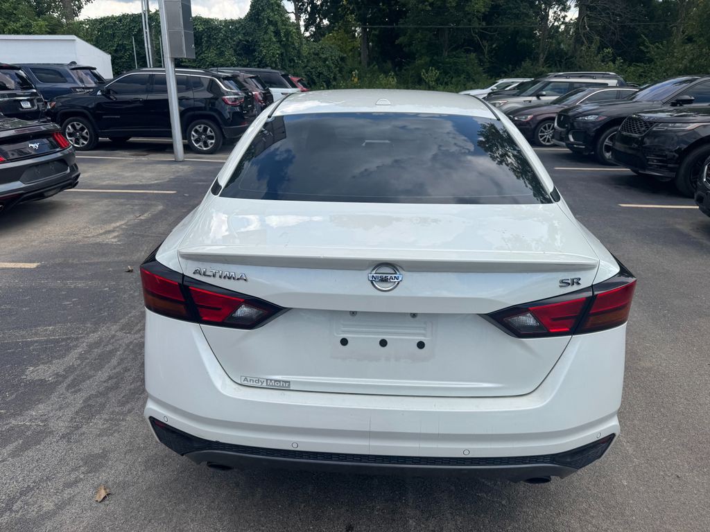 2020 Nissan Altima Image 5