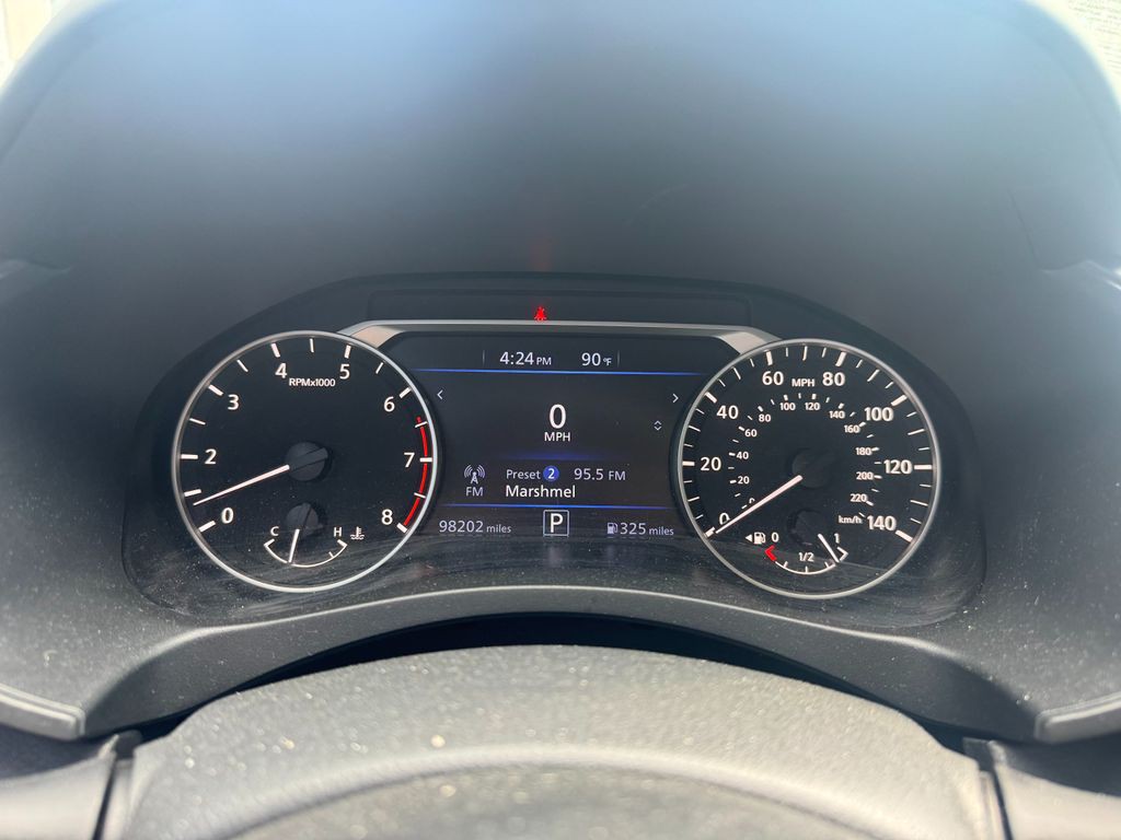 2020 Nissan Altima Image 9