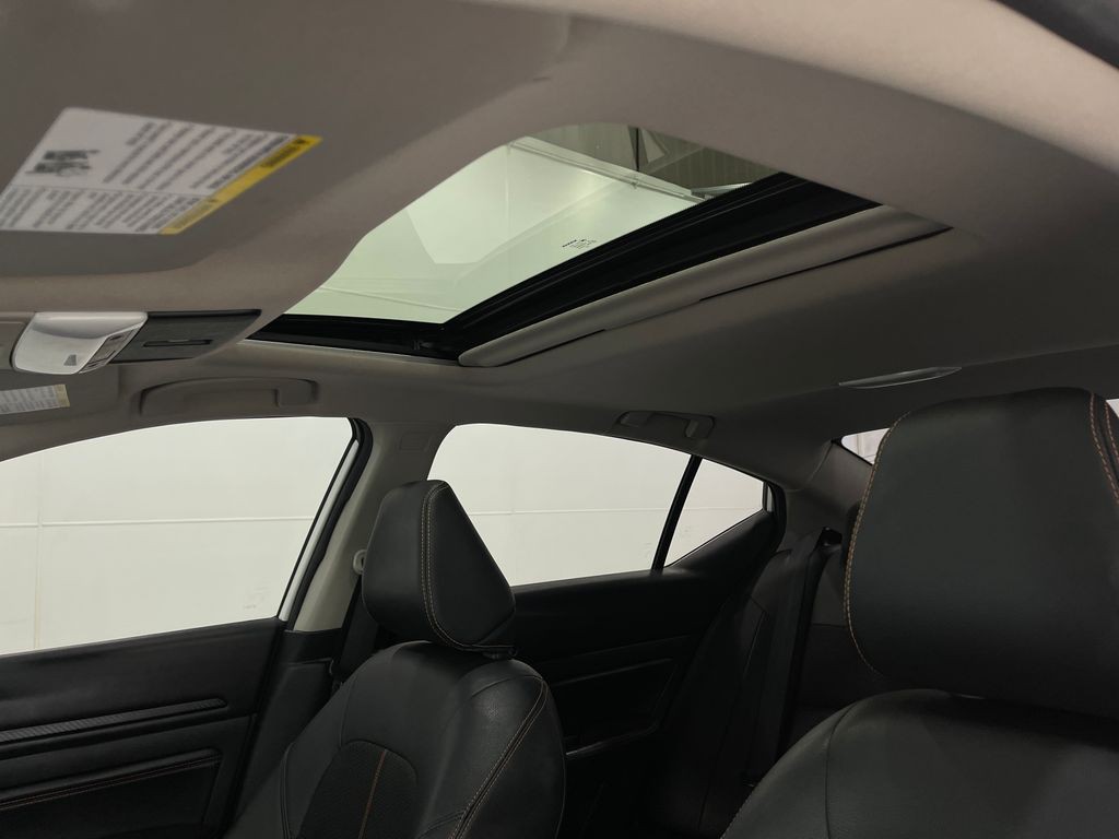 2020 Nissan Altima Image 12