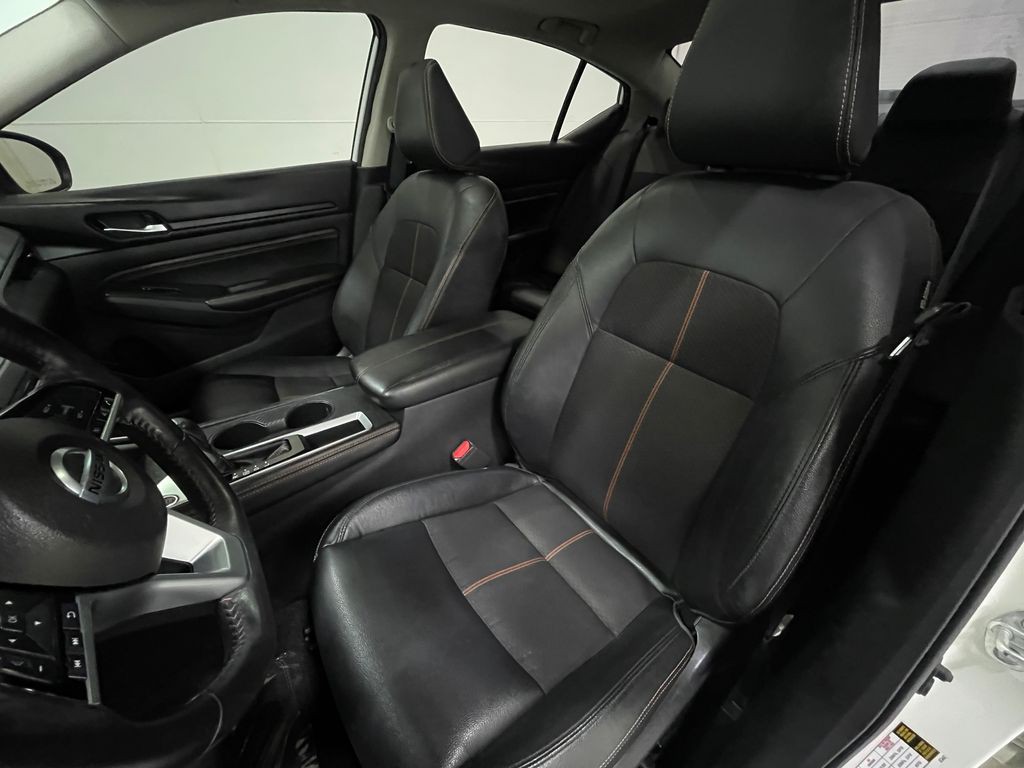 2020 Nissan Altima Image 16
