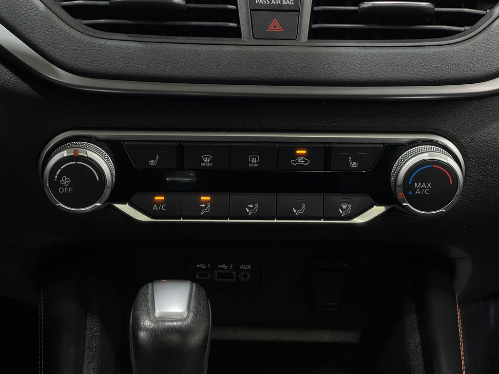 2020 Nissan Altima Image 25