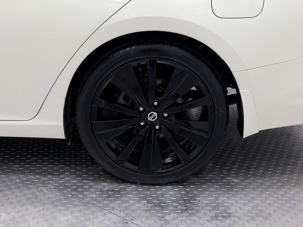 2020 Nissan Altima Image 35