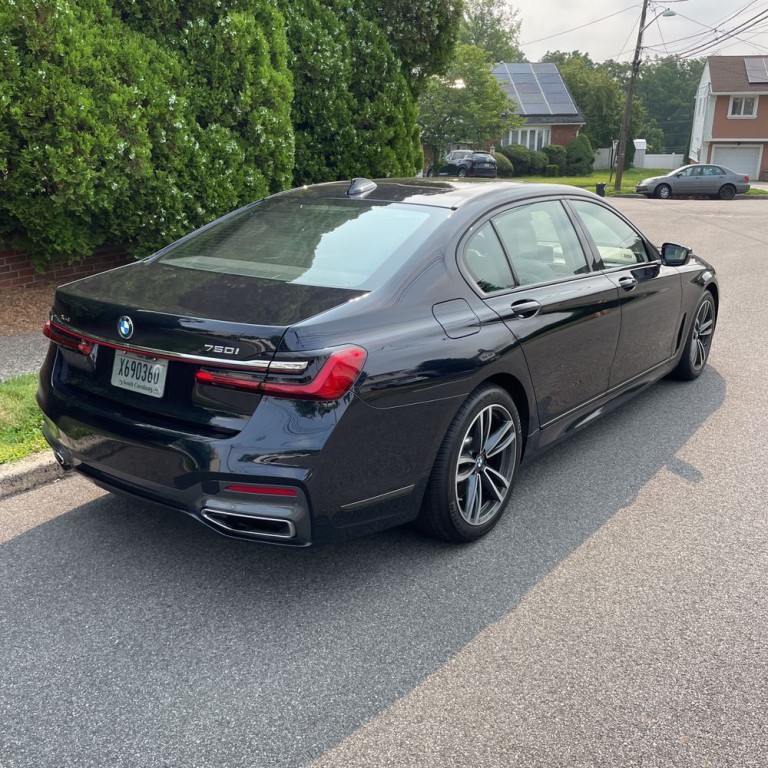 2021 BMW 7 Series Image 6