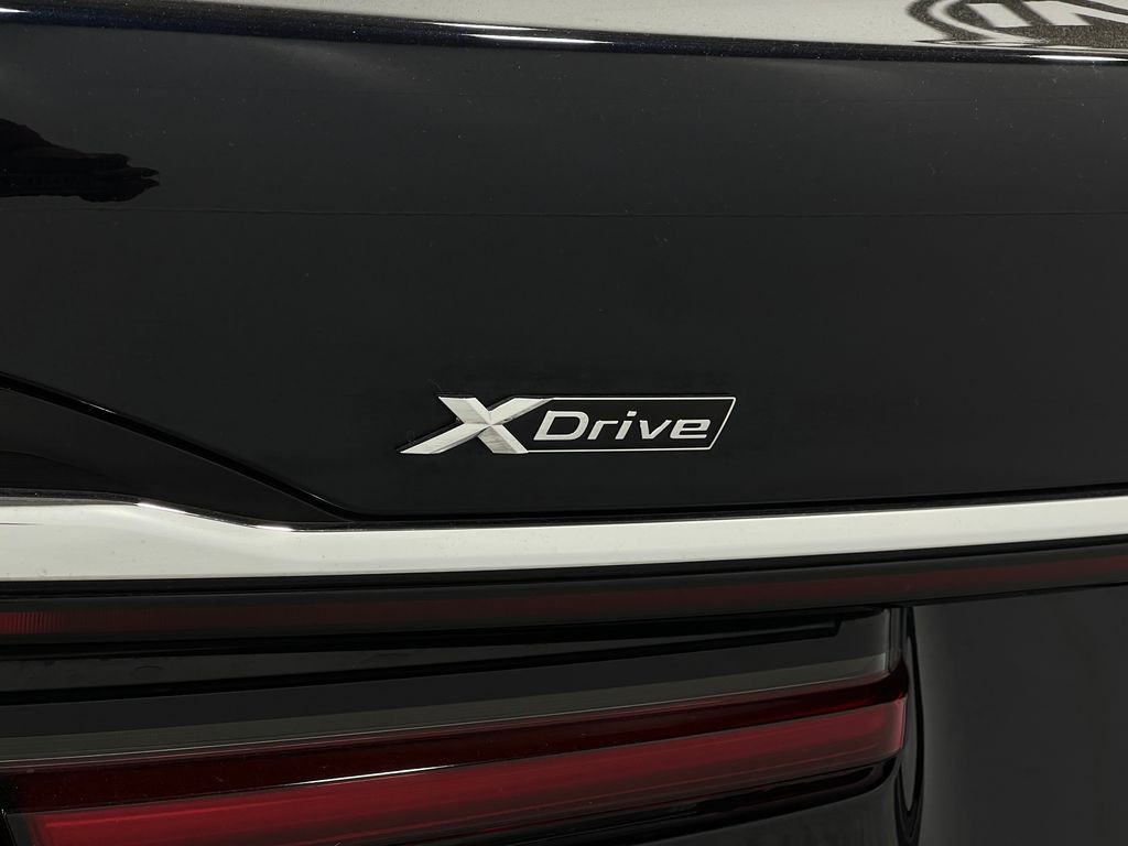 2021 BMW 7 Series Image 39