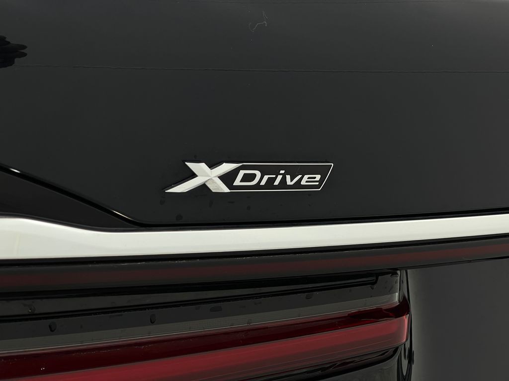 2021 BMW 7 Series Image 40