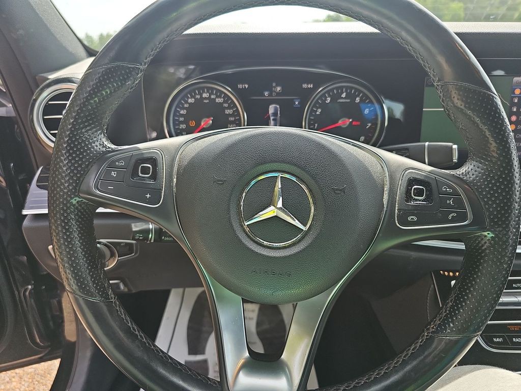 2018 Mercedes-Benz E-Class Image 7