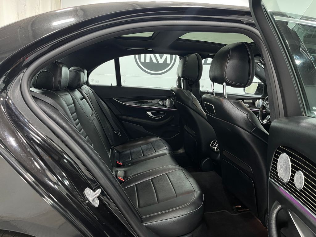 2018 Mercedes-Benz E-Class Image 33