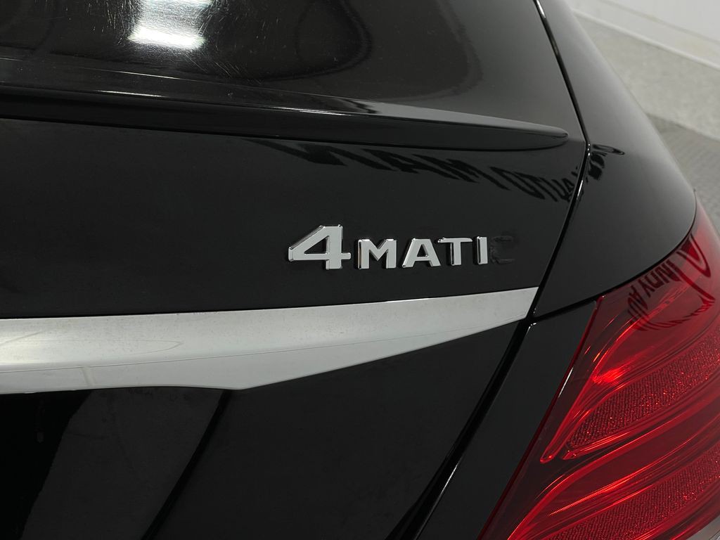 2018 Mercedes-Benz E-Class Image 40
