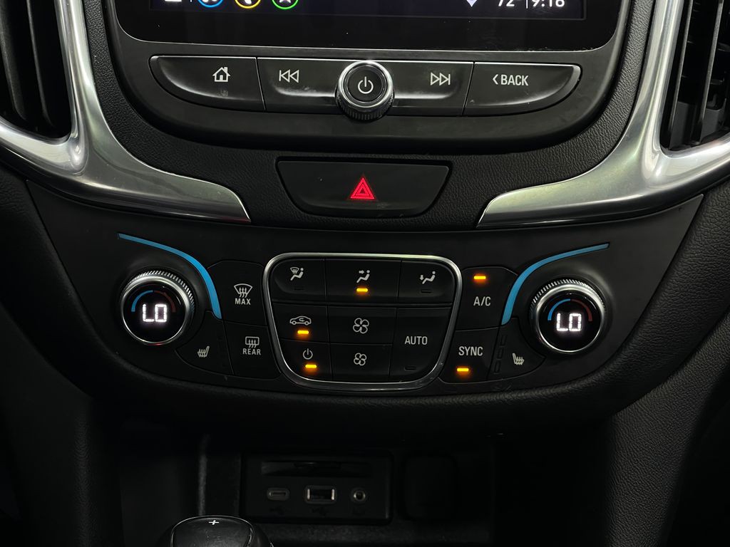2021 Chevrolet Equinox Image 25