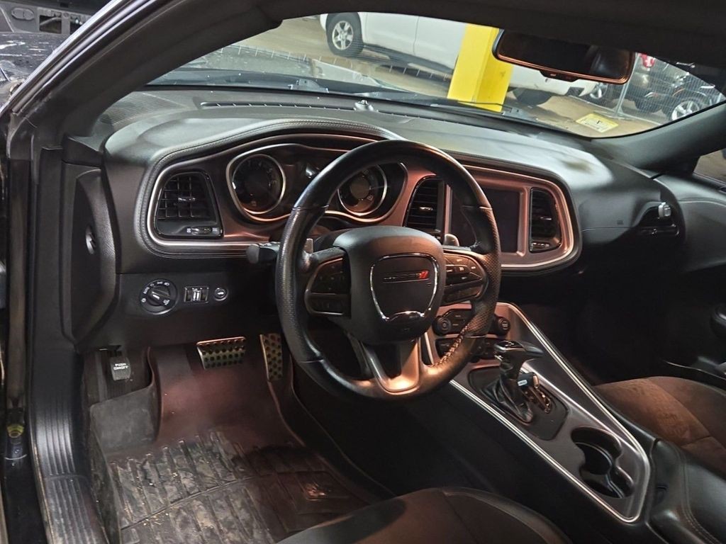 2021 Dodge Challenger Image 7