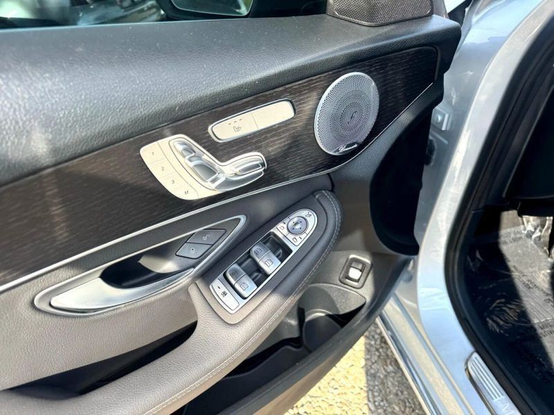 2021 Mercedes-Benz C-Class Image 10