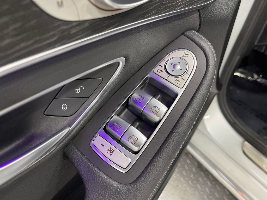 2021 Mercedes-Benz C-Class Image 15