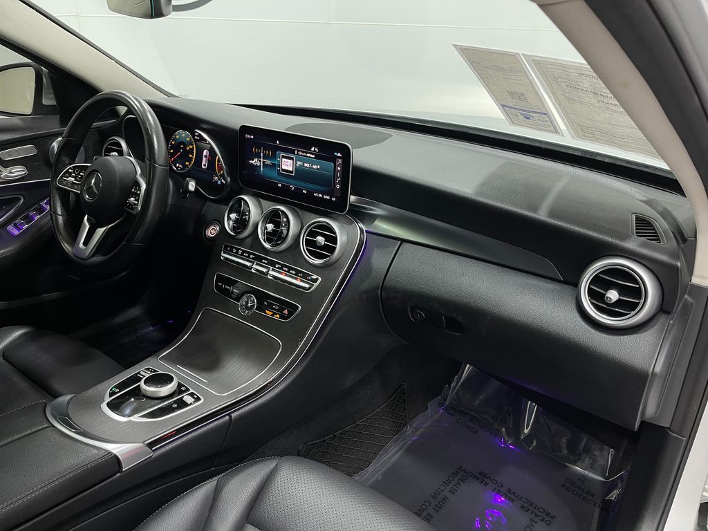 2021 Mercedes-Benz C-Class Image 19