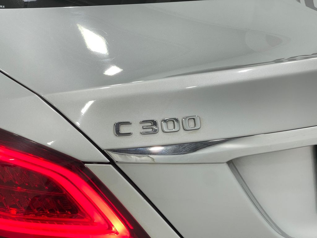 2021 Mercedes-Benz C-Class Image 38