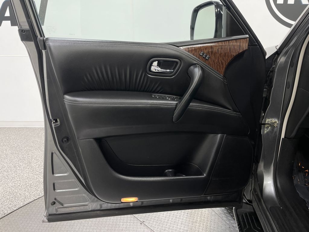 2018 Nissan Armada Image 15