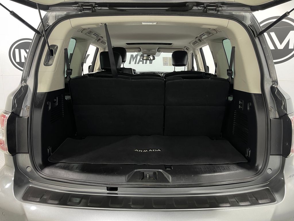 2018 Nissan Armada Image 26