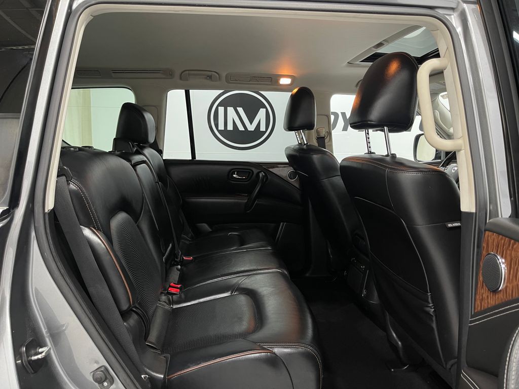 2018 Nissan Armada Image 33
