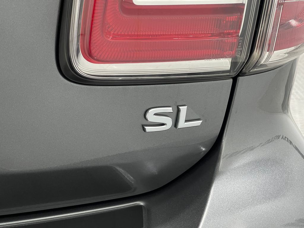 2018 Nissan Armada Image 43