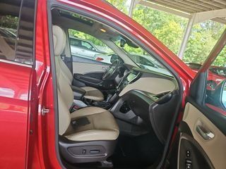 2018 Hyundai Santa Fe Image 8