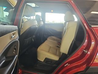 2018 Hyundai Santa Fe Image 13