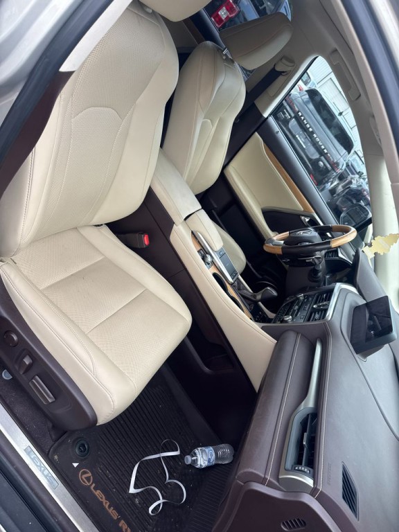 2019 Lexus ES Image 7