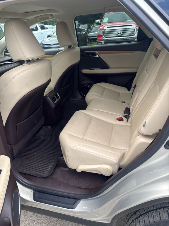 2019 Lexus ES Image 11