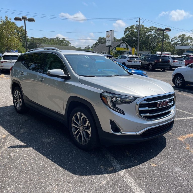 2020 GMC Terrain Image 1
