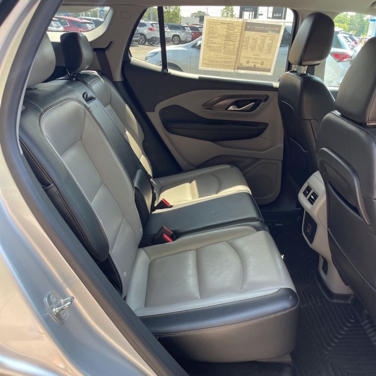 2020 GMC Terrain Image 16