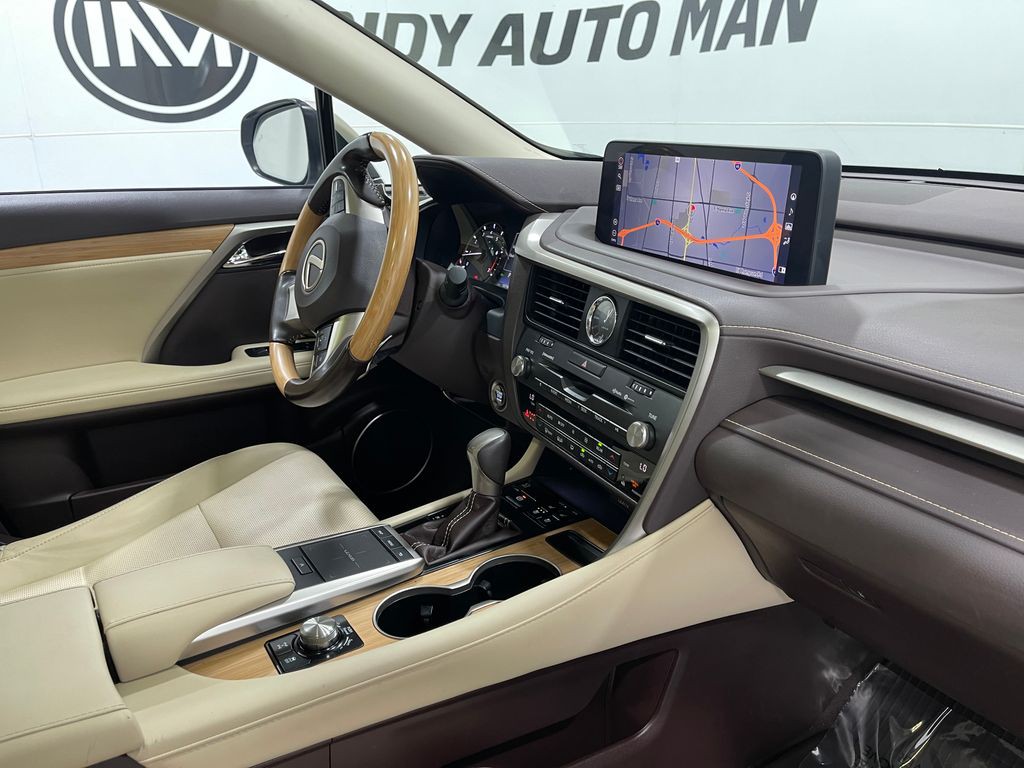 2020 Lexus RX Image 21