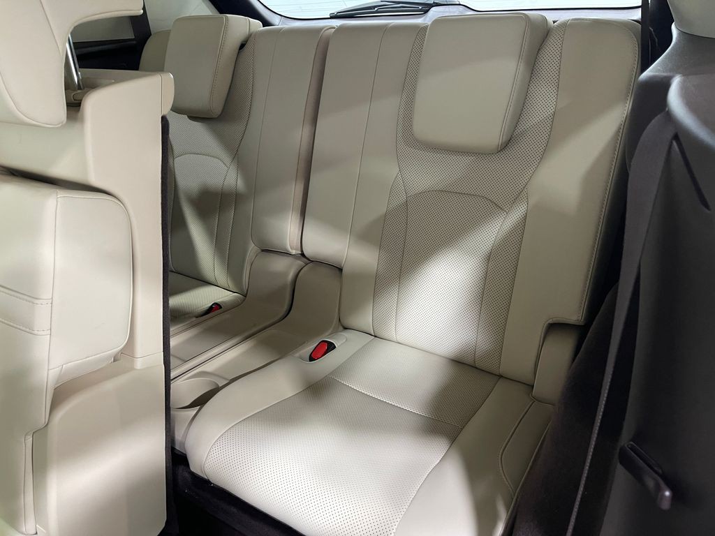 2020 Lexus RX Image 32