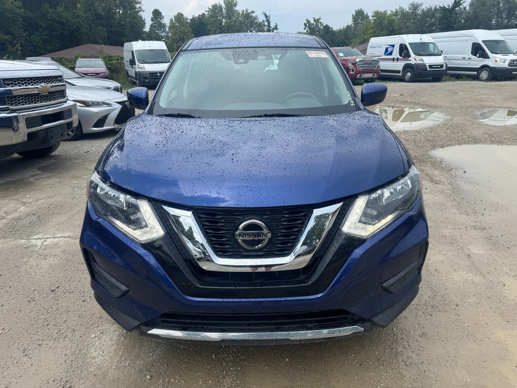 2019 Nissan Rogue Image 1