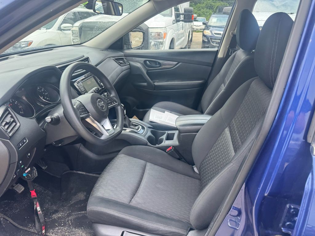 2019 Nissan Rogue Image 4