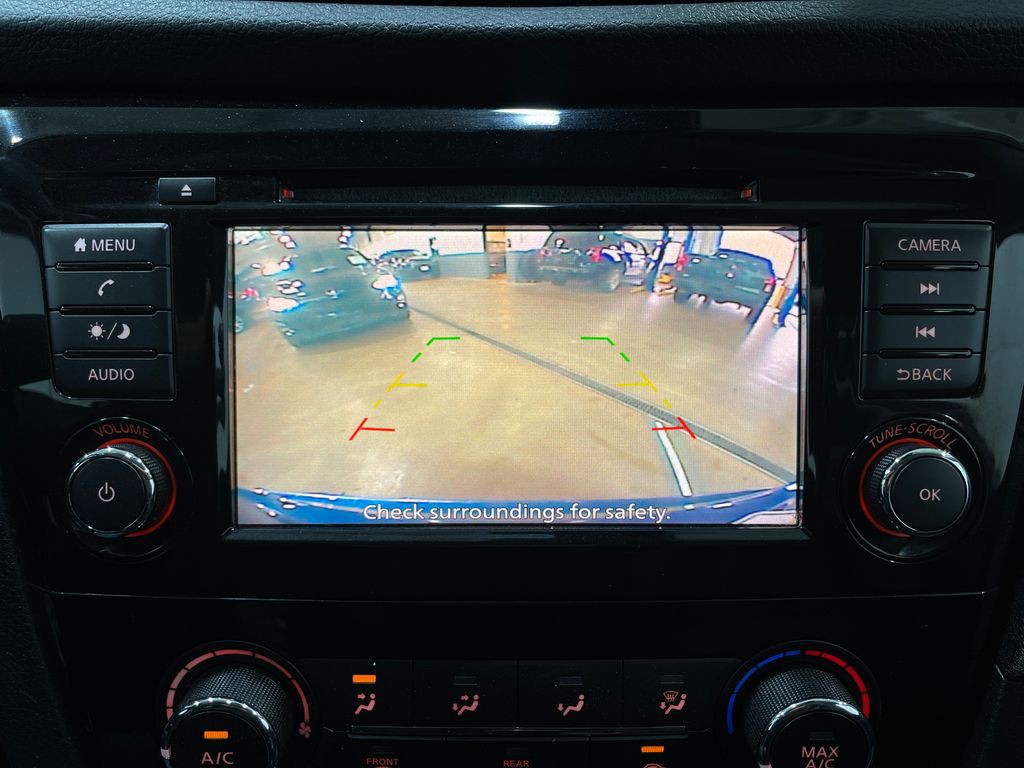 2019 Nissan Rogue Image 10