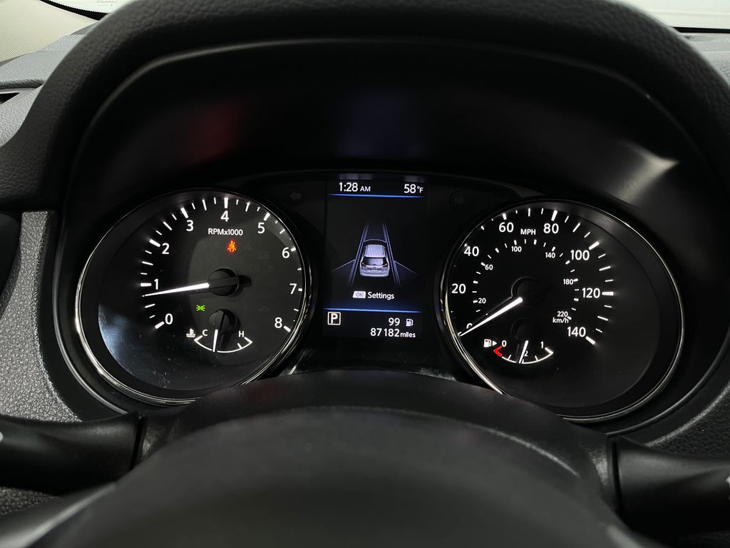 2019 Nissan Rogue Image 20