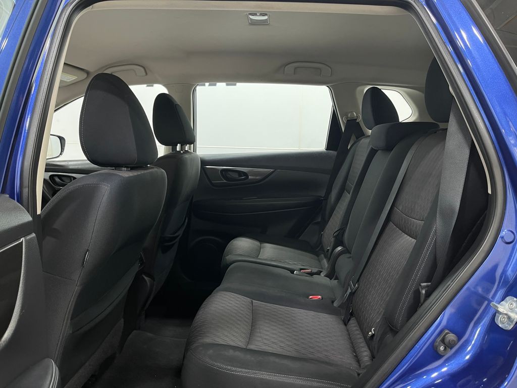 2019 Nissan Rogue Image 26