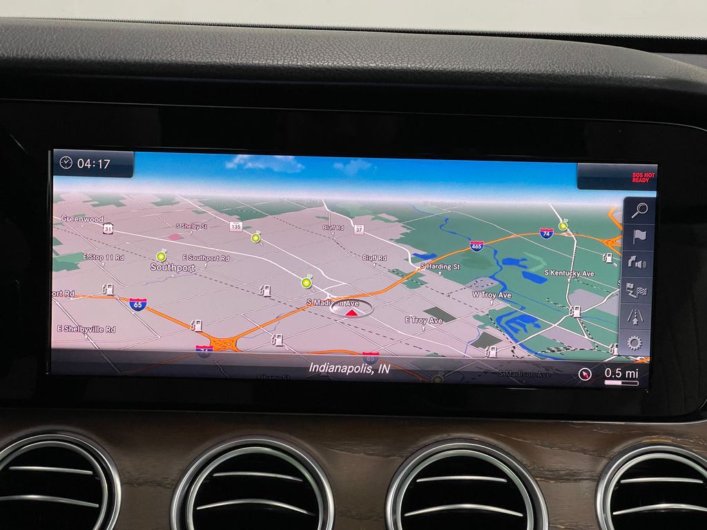 2018 Mercedes-Benz E-Class Image 10