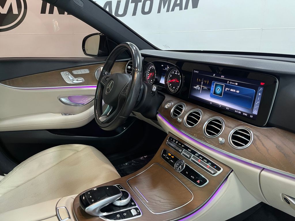 2018 Mercedes-Benz E-Class Image 20