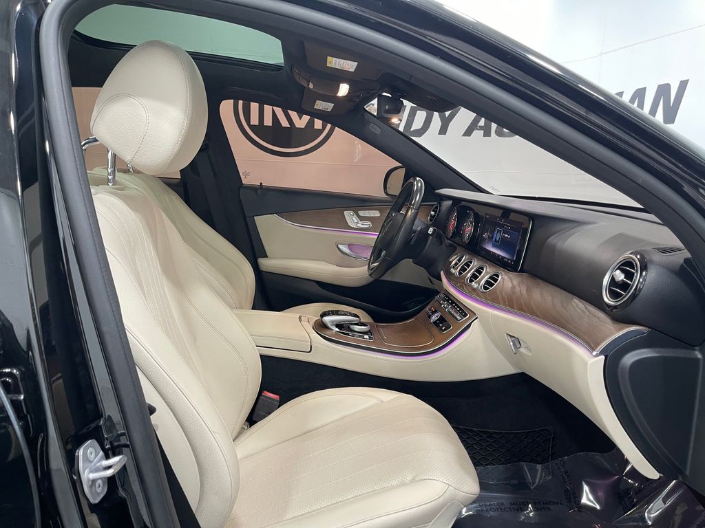2018 Mercedes-Benz E-Class Image 31