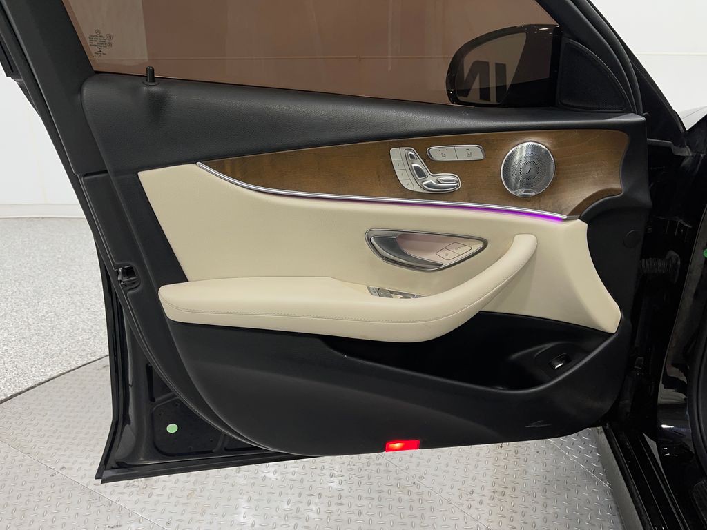2018 Mercedes-Benz E-Class Image 15