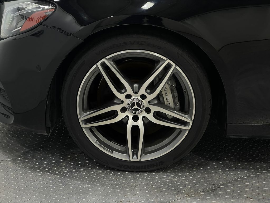 2018 Mercedes-Benz E-Class Image 36