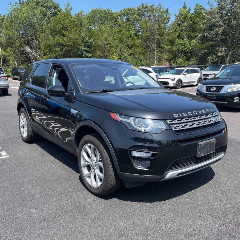 2017 Land Rover Discovery Sport Image 1