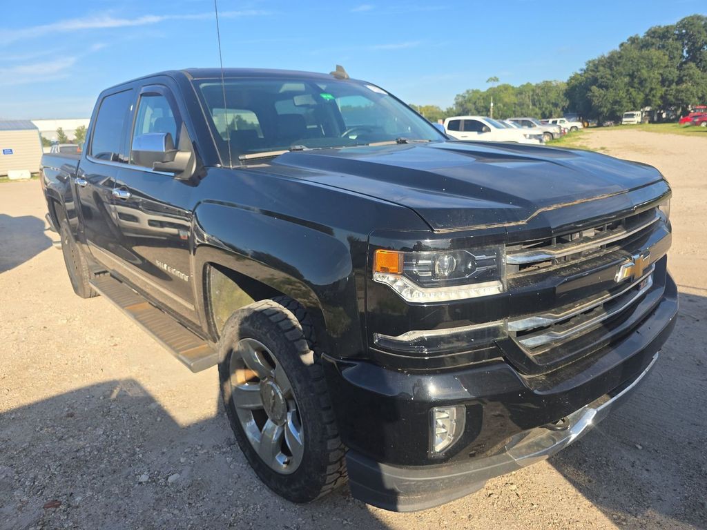 2017 Chevrolet Silverado 1500 Image 1