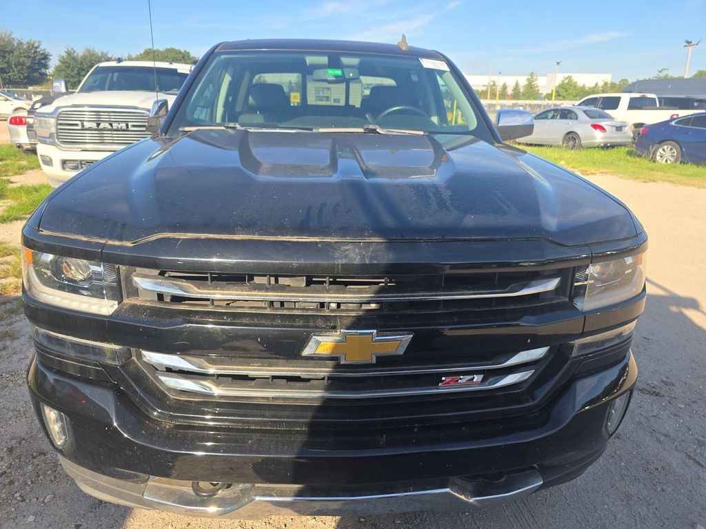 2017 Chevrolet Silverado 1500 Image 2